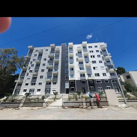 Me Qera Apartman